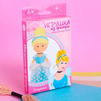

4038685 set for creating pupa-toys from felt 'My pupa 'Princess: Cinderella