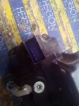 

8200042171 lock Right Front Door Renault Trafic Combi (ab 4.01) *