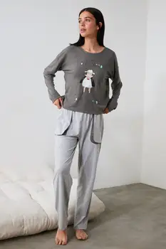 

Trendyol Printed Knitted Pajamas Set THMAW21PT0453