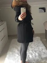 BLUENESSFAIR-abrigo de piel auténtica de zorro para mujer, chaqueta de invierno, Parka larga, Cuello de piel de mapache Natural, ropa de calle cálida