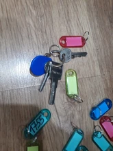 LLavero de plástico con anillo dividido personalizado, etiquetas de identificación, llaveros con nombre numérico, Etiquetas de equipaje, llavero colorido, 10 Uds., nuevo