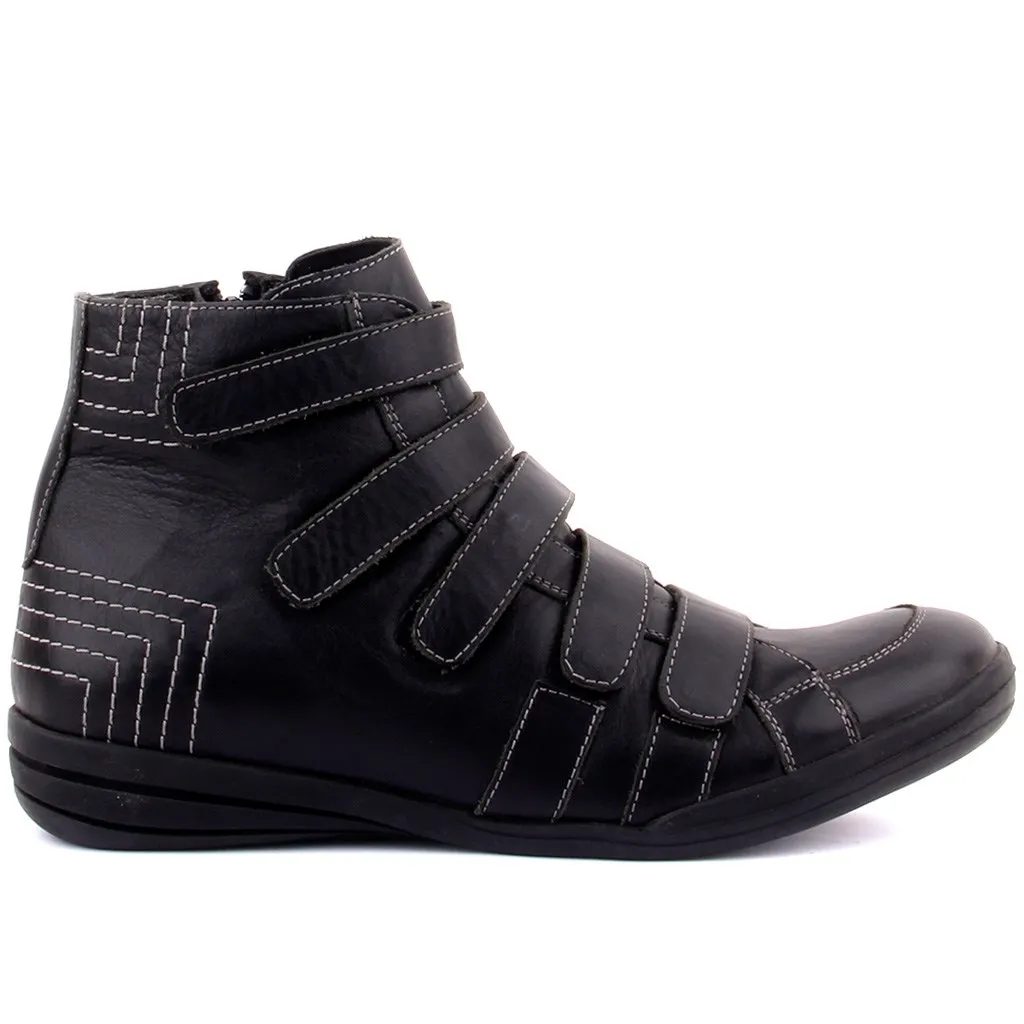 

Sail-Lakers Black Leather Velcro Male Boots