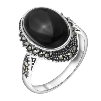 

Silver ring with Onyx Sint. And Marcasite