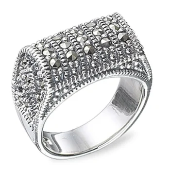 

Yuk marcasite ring with silver Marcasite
