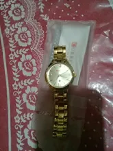 CURREN reloj de oro de las mujeres relojes de señoras creativa de las mujeres relojes de pulsera mujer reloj Relogio femenino Montre Femme