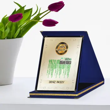 

Personalized The Year 'S Best Software Engineer Navy Blue Plaque Award