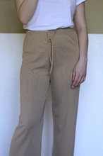 Suave comodidad pantalones de las mujeres de 2021 nueva Alta cintura pantalones verano Pantalones Mujer Pantalones de seda de hielo-tobillo longitud pantalones largos de Mujer Pantalones