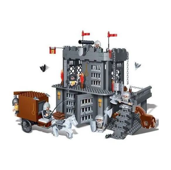 Конструктор BanBao &quotЗамок&quot 705 деталей (8261) | Игрушки и хобби