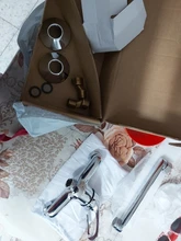 Grifo de cocina montado en la pared, giratorio para lavabo de verduras, mezclador de agua fría y caliente, fregona, grifo de piscina, fregadero, doble agujeros