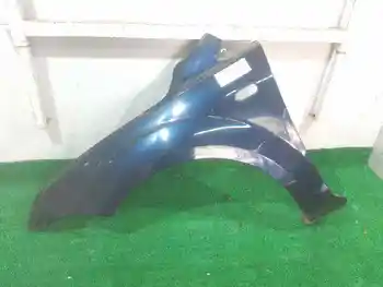 

1376484 front fin left FORD FOCUS saloon (CAP)