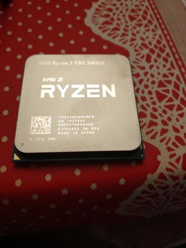 Amd Ryzen 5 Pro 2400ge R5 Pro 2400ge 3 2 Ghz Quad Core Eight Thread 35w Cpu Processor Yd240bc6m4mfb Socket Am4 Cpus Aliexpress