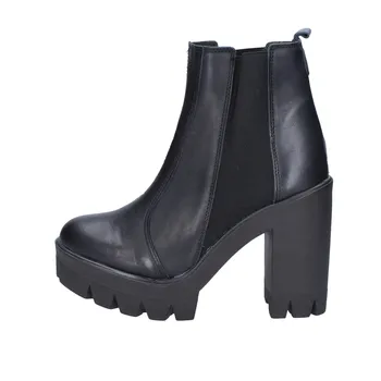 

DANIELA sweet ankle boots women Black