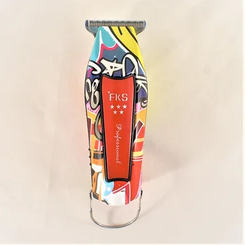 

HAIR CLIPPER. 3 PCS EXTRA NOZZLES. MIX COLOR