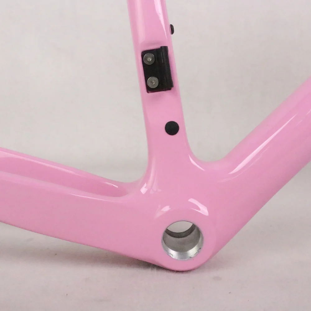 ピストバイク　フレーム　ピンク Pink Paint Flat Mount BSA Disc Brake Carbon Fiber Gravel