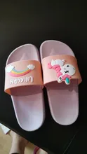 Zapatillas de unicornio arcoíris para niños y niñas, zapatos de playa, pantuflas suaves para interiores