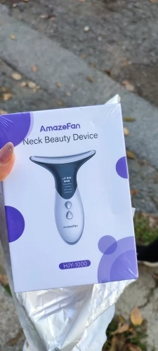 Отзыв о товаре AmazeFan Против морщин на шее Подтяжка для лица и шеи Устройство красоты Светодиодная фотонная терапия Уход за кожей EMS Затянуть шеи Массажер Ум... от пользователя A***a