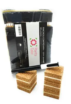 

Mini pizarras de bambú (caja de 100 unidades). Incluye rotulador de tiza líquida y corchos adhesivos para poner los pinchos.