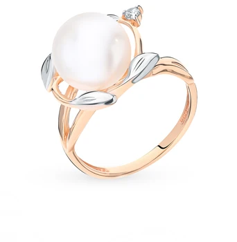 

Gold ring with cubic zirconia and pearls sunlight