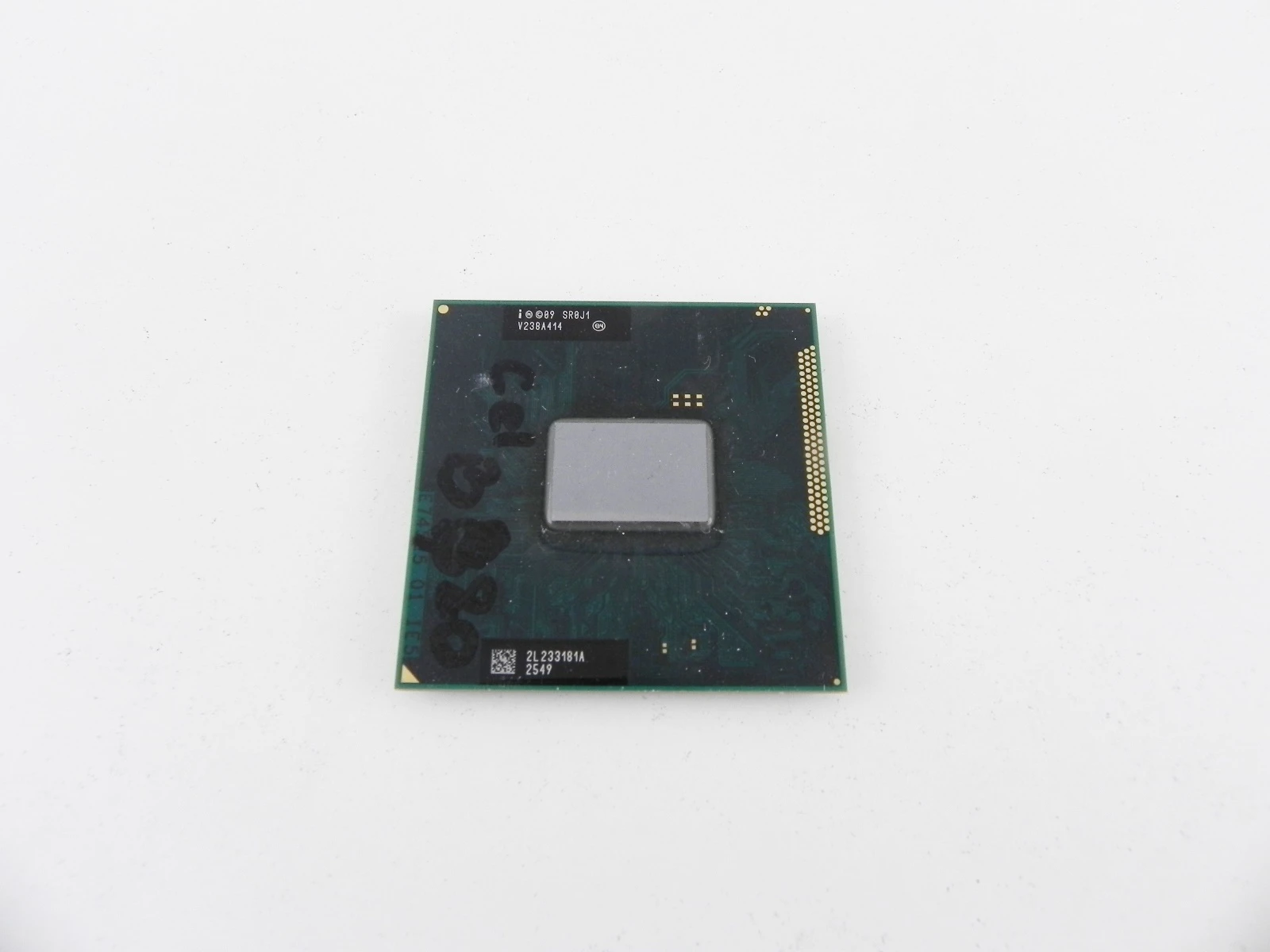 40ghz 2. Core i3-3110m сокет. Core i3-3110m. I3 3110m характеристики процессора. ) 3-х ряд.