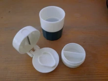 4 en 1 portátil 4 capas de polvo amoladora de tableta en polvo cortador de píldoras separador de medicamentos caja trituradora de almacenamiento 3 colores