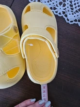 Sandalias con agujeros para bebés, niños y niñas, con fondo suave, antideslizante, accesorio de playa para chico, zapatillas transpirables de verano