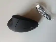 Ratón óptico Vertical inalámbrico para ordenador, periférico con conexión Bluetooth de 2,4G, ergonómico, silencioso, 5D, para portátil y juegos de carga USB