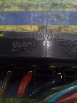 

9636079380 box Reles/Fuses Citroen Xsara Picasso *