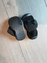 Zapatos de nieve cálidos para niños, calcetines bordados, calcetines gruesos cepillados, botines para bebés y niñas, suelas blandas