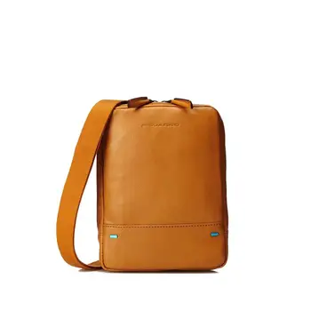 

Pike Shoulder Bag Orange