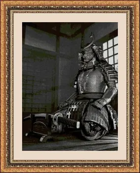 

CROSS STITCH KIT PANDATHREAD MILITARY AND BELLICOS 32901