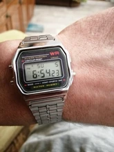 Reloj Digital electrónico para hombre y mujer, pulsera de hora con pantalla LED, diseño militar y Oro Retro