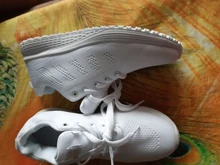 Zapatillas informales de deporte transpirables para mujer, zapatos planos de malla a la moda, calzado vulcanizado de gimnasio, color blanco, 2020