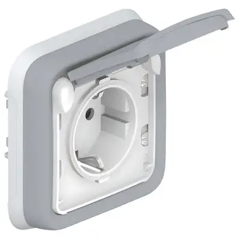 

Socket 1-sp plexo with protection. Cover with ground. With Supr. IP55 Ser. Leg 069833