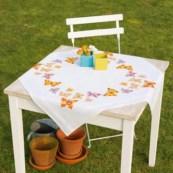 

0146525-pn tablecloth vervaco 'spoiling butterflies '80x80 cm