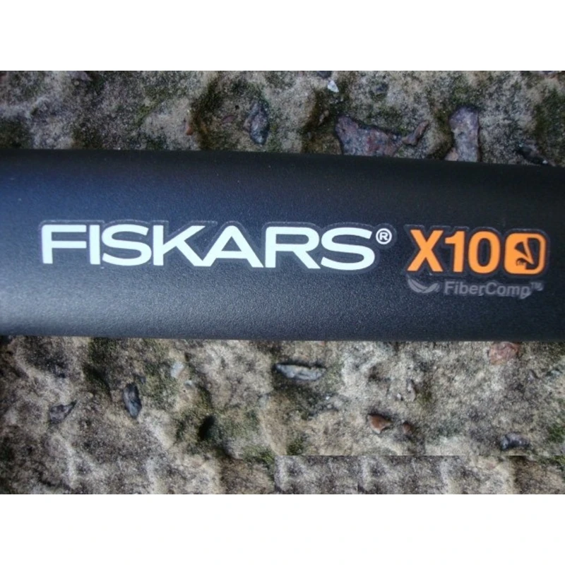 Универсальный топор Fiskars X10 S(1015619