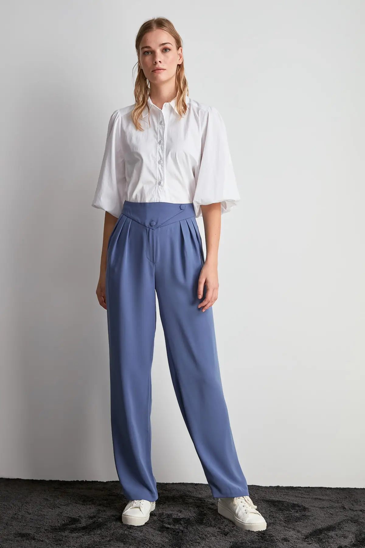 Trendyol брюки с пуговицами TWOAW20PL0535