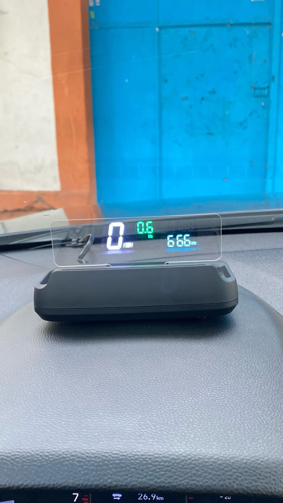 Отзыв о товаре Проектор EANOP M40PLUS, зеркало на лобовом стекле, дисплей OBD2, Winshield, измеритель скорости вращения, скорость проектора, расход масла, приложение дл... от пользователя A***r