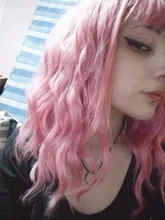 Msholy-peluca ondulada rosa con flequillo Bob corto, Pelo Rizado Bob, pelucas púrpuras sintéticas Rojas, rubias y verdes, Cosplay de alta temperatura