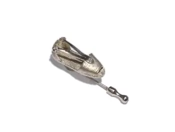 

Sterling silver pin with large labrador Slipper motif