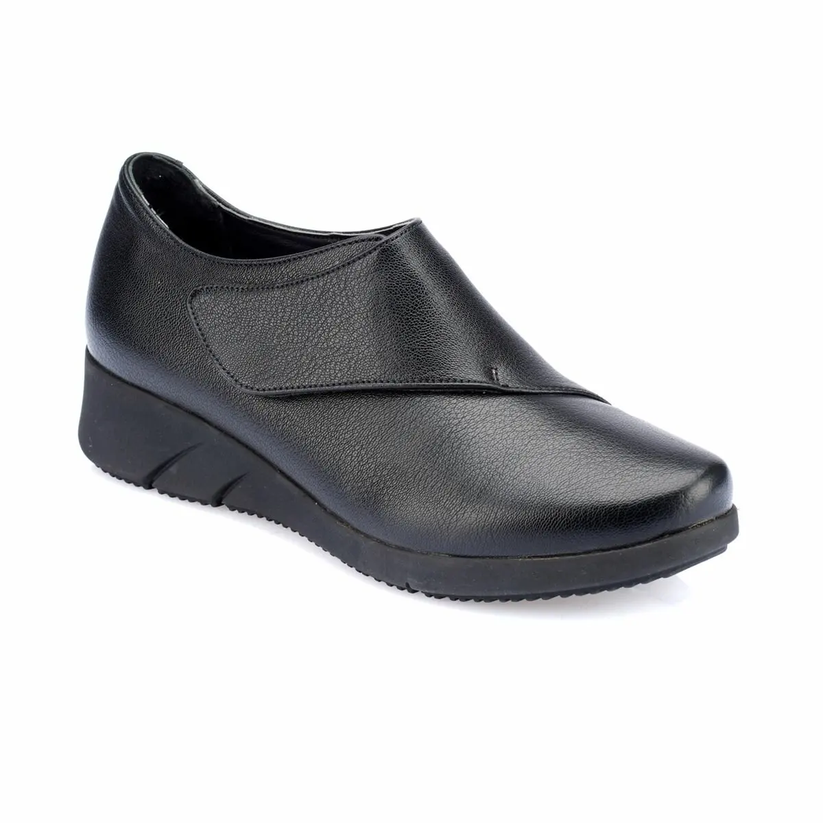 

FLO TRV8217 Black Women Shoes Polaris