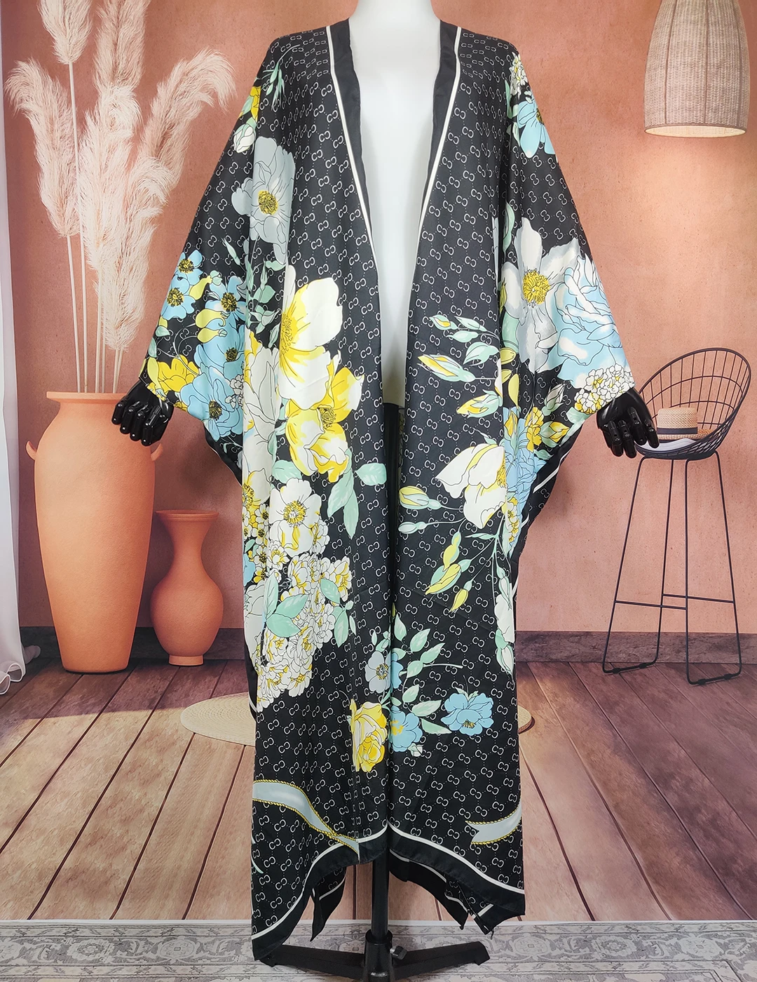 Dubai Popular 2022 Floral Silk Bohemian Summer Beach kaftan Kimonos For Lady  American Women's Swimwear Cardigans For Holiday