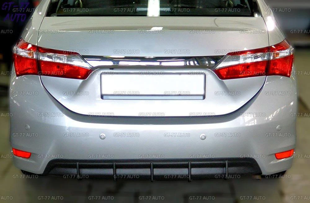 Декоративная накладка заднего бампера для Toyota Corolla 2013- диффузор на бампер внешний материал АБС-пластик стиль