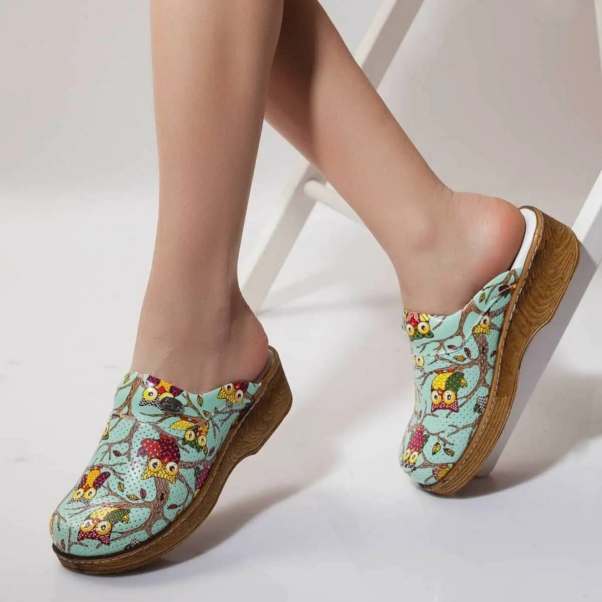2021 New Ortopedico Sabo Women Nurse Doctor Dentista Chef Lavoratori Pantofole Casual Eva Laboratory Quality Soft Comfort Hot Zoccoli