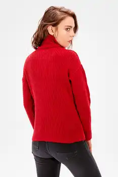 

Trendyol Red Zipper Detail Sweater TWOAW20XS0053