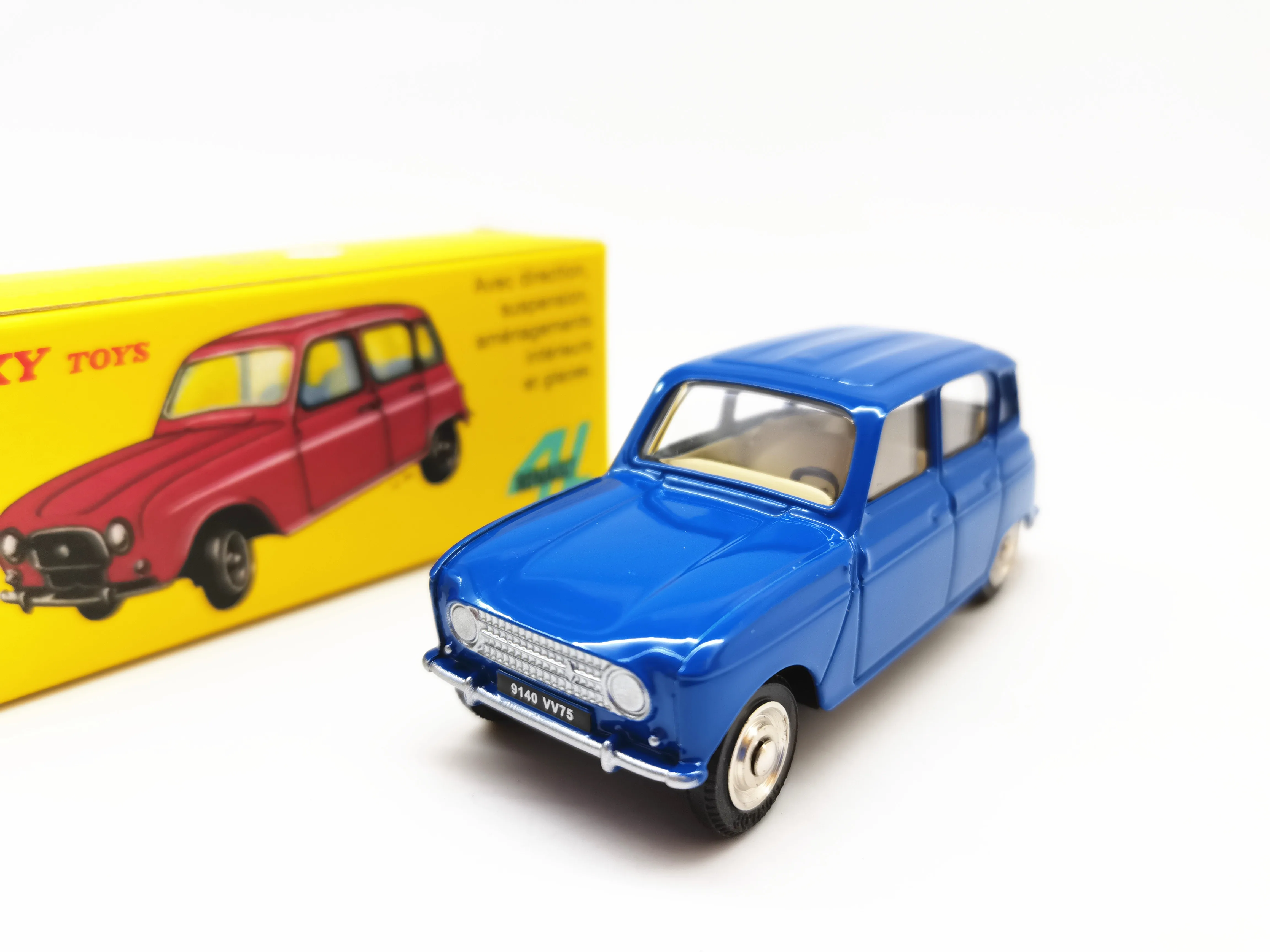 DINKY BOYS 1/43 Renaul 4L 518 BL |