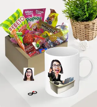 

Personalized Women 'S Assistant Caricature Of Nostalgic Lezzetler Mug set