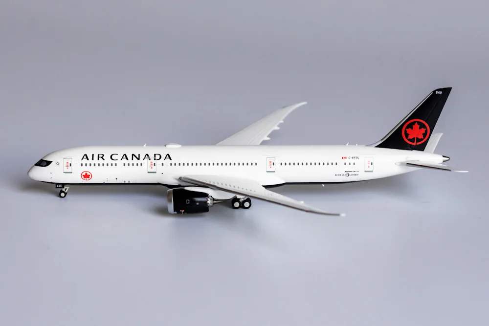 Модель самолета Boeing 787-9 Air Canada |