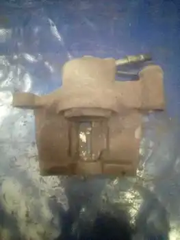 

209240 Brake caliper Front Left Mercedes Vito Closed Box 6.03 -> Mercedes-Benz Vito Closed Box *