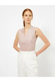 

Koton Women Pink V-Neck Blouse 0 YAK33973EK