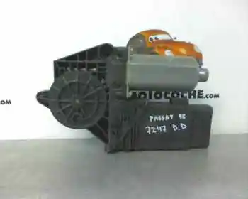 

WINDOW MOTOR FRONT RIGHT VOLKSWAGEN PASSAT SALOON (3B2)